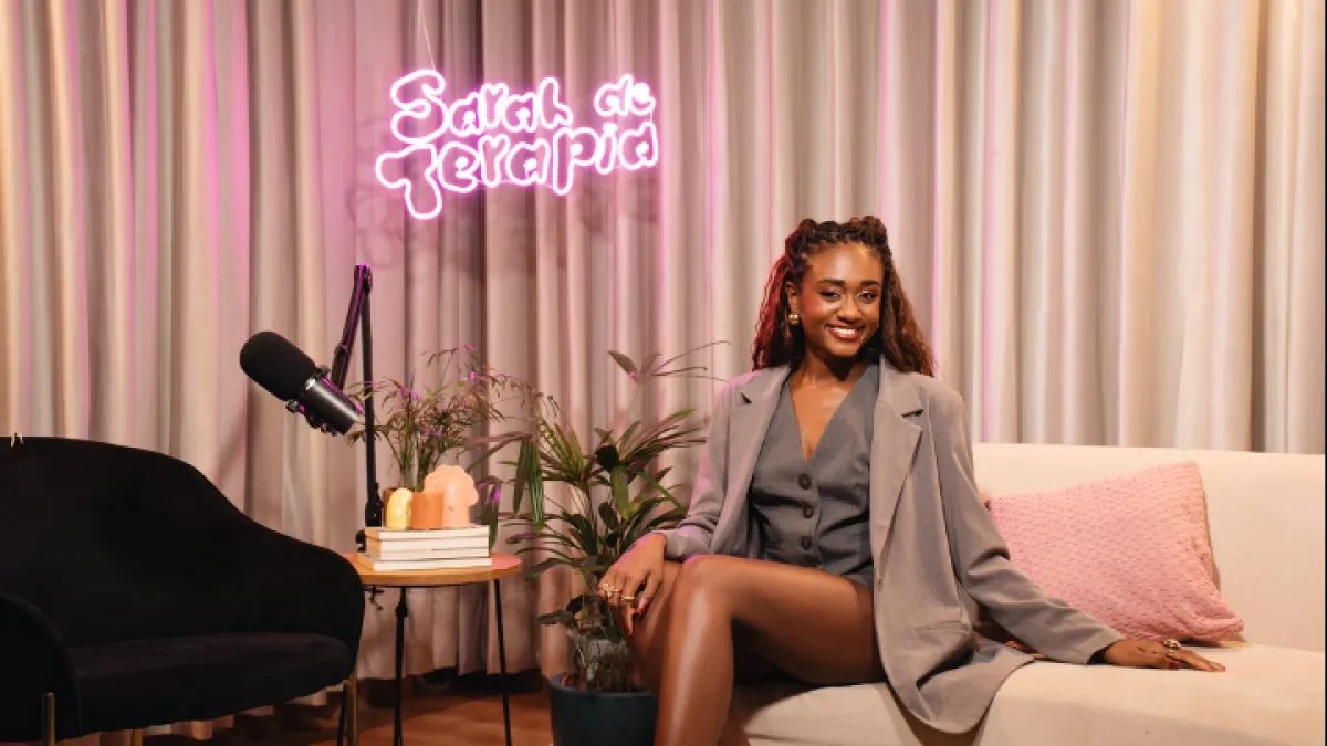 Sarah Aline estreia nova temporada de videocast com Camila Fremder